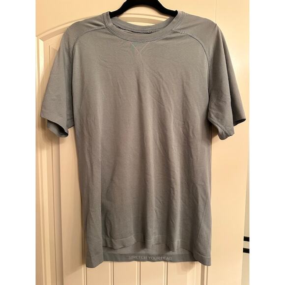 Lululemon Metal Vent Tech Shirt - Size Medium, Light Grey Blue - Picture 1 of 5